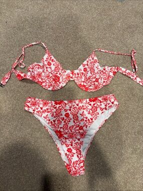 Red and White Floral Underwire Bikini Set